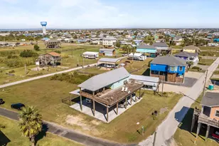 1763 Croaker Ln, Crystal Beach, TX 77650 - Photo 8