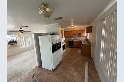 904 E 39th Street, Houston, TX 77022 - Photo 4