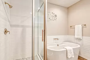 882 Fortune St St, Houston, TX 77088 - Photo 8