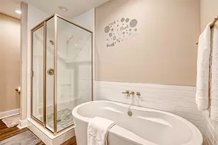 882 Fortune St St, Houston, TX 77088 - Photo 6