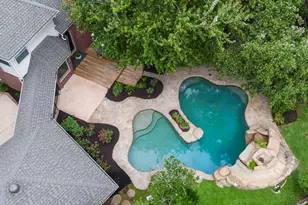 1518 Honeysuckle Ln, Sugar Land, TX 77479 - Photo 48