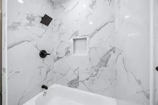 18234 Atkinson Ln, Conroe, TX 77384 - Photo 20