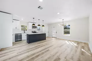 18234 Atkinson Ln, Conroe, TX 77384 - Photo 10