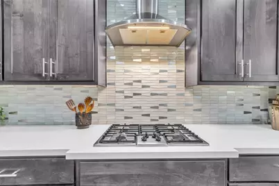 1402 Crocker Street, Houston, TX 77019 - Photo 38