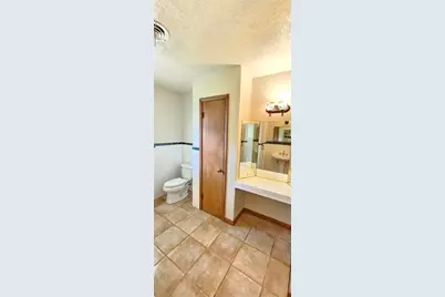 2410 Bradford, Orange, TX 77360 - Photo 18