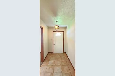 2410 Bradford, Orange, TX 77360 - Photo 2
