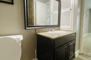 7934 Leonora St, Houston, TX 77061 - Photo 18