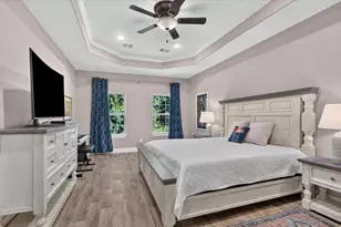 2504 W Greenbriar Dr, Huntsville, TX 77340 - Photo 12