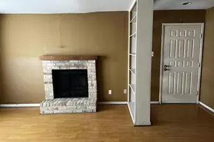 2100 Wilcrest Dr, Houston, TX 77042 - Photo 4