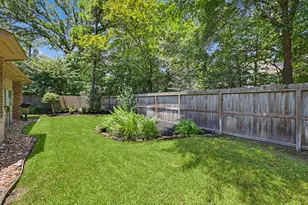 22 N Castlegreen Cir, The Woodlands, TX 77381 - Photo 44