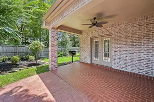 22 N Castlegreen Cir, The Woodlands, TX 77381 - Photo 40