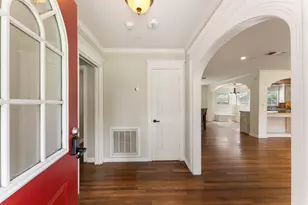 1009 Thomas Ave, Conroe, TX 77301 - Photo 2
