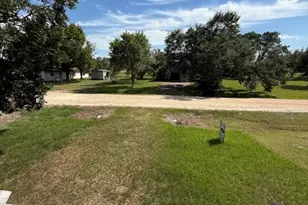 44 Starling Dr, Palacios, TX 77465 - Photo 6