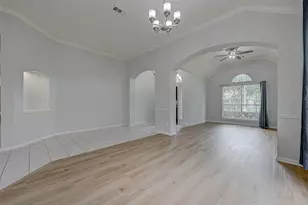 3322 E Cedar Hollow Dr, Pearland, TX 77584 - Photo 10