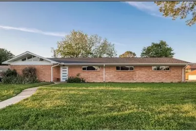 4800 Country Club View, Baytown, TX 77521 - Photo 2