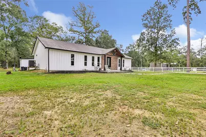634 County Road 2342, Dayton, TX 77535 - Photo 22