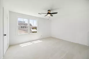 12727 Kingsride Ln, Houston, TX 77024 - Photo 12