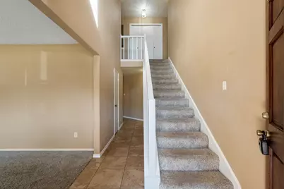 10905 Dogwood Drive, La Porte, TX 77571 - Photo 6