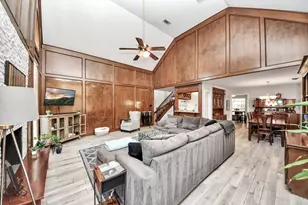 3210 Deer Creek Dr, Sugar Land, TX 77478 - Photo 12