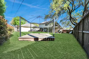 3210 Deer Creek Dr, Sugar Land, TX 77478 - Photo 36