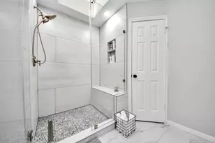 3210 Deer Creek Dr, Sugar Land, TX 77478 - Photo 10