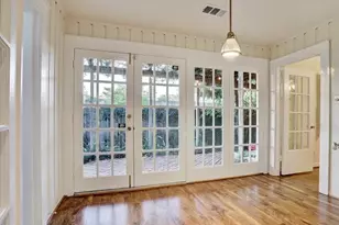 1652 Vassar St, Houston, TX 77006 - Photo 10