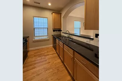 2939 Clinton Drive, Houston, TX 77020 - Photo 8