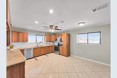 5510 Highway 61, Devers, TX 77538 - Photo 14