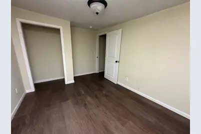 902 Burleson Street, George West, TX 78022 - Photo 12