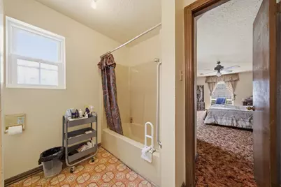 1124 Estate Drive, La Marque, TX 77568 - Photo 28