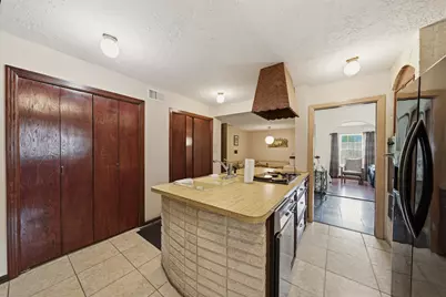 1124 Estate Drive, La Marque, TX 77568 - Photo 16