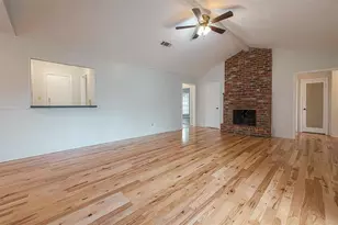 15726 Sea Liner Dr, Houston, TX 77062 - Photo 8