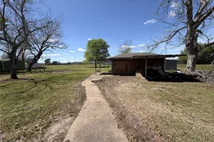 1532 Sunny Acres, Winnie, TX 77665 - Photo 24
