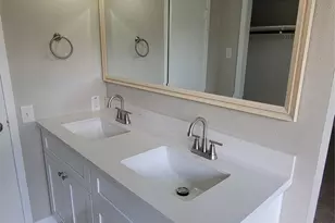 7646 Winkle Wood Ln, Houston, TX 77086 - Photo 10