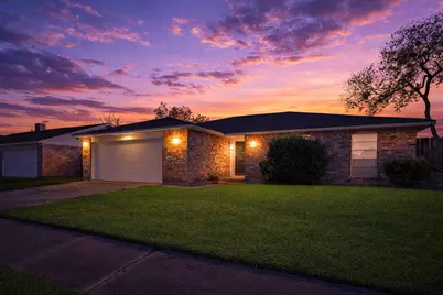 9907 Towne Tower Ln, Sugar Land, TX 77498 - Photo 1