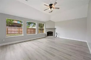 6647 Amberfield Ln, Katy, TX 77449 - Photo 12
