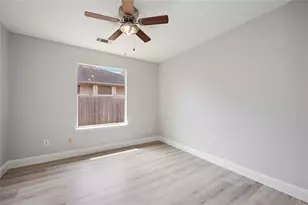 6647 Amberfield Ln, Katy, TX 77449 - Photo 22