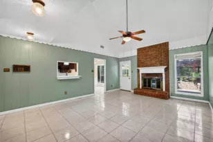 4606 Chaparral Dr, Baytown, TX 77521 - Photo 2