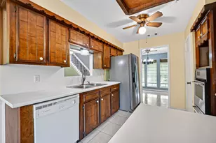 4606 Chaparral Dr, Baytown, TX 77521 - Photo 38