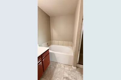 1315 Newsome Glenn Drive, Houston, TX 77090 - Photo 4