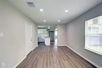 5406 Bataan Road, Houston, TX 77033 - Photo 12
