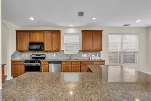 9907 Heritage Waters Ct, Humble, TX 77396 - Photo 10
