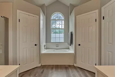 19 Greentwig Place, Spring, TX 77381 - Photo 22