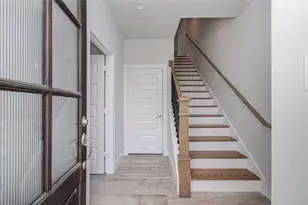 2818 Grand Fountains Dr, Houston, TX 77054 - Photo 8