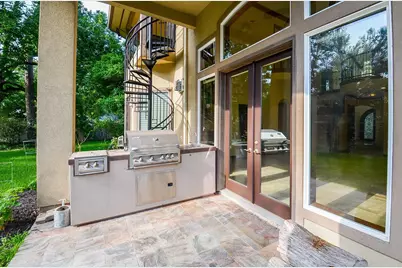 1402 Lynnview Drive, Houston, TX 77055 - Photo 40