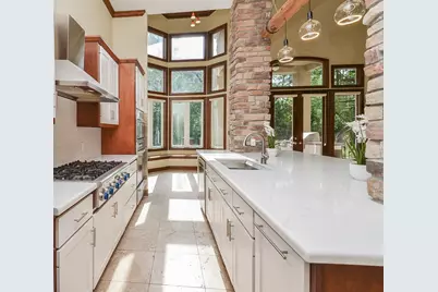 1402 Lynnview Drive, Houston, TX 77055 - Photo 8