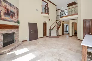 1402 Lynnview Dr, Houston, TX 77055 - Photo 12