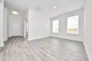 5714 Sandhill Oak Trl, Houston, TX 77066 - Photo 8