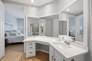 2400 McCue Rd, Houston, TX 77056 - Photo 22