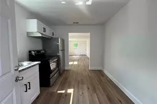 3910 Campbell St, Houston, TX 77026 - Photo 16